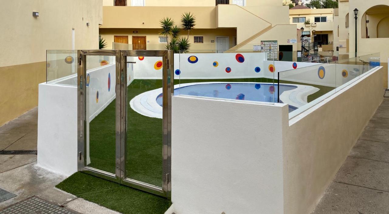Apartment Loft Costa Adeje,playa Torviscas,garage,wifi,free